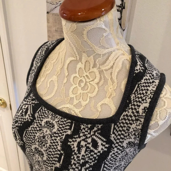 CAbi #887 Grey and Off White Peplum Knit Top - Picture 5 of 8